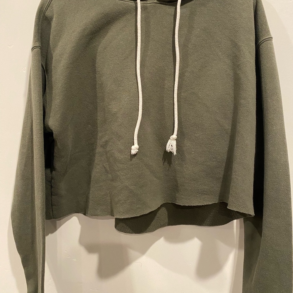 Wild Fable Olive Green Cropped Sweatshirt